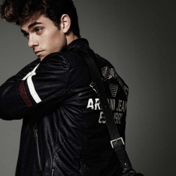 Футболка Футболка